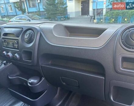 Білий Рено Мастєр, об'ємом двигуна 2.3 л та пробігом 341 тис. км за 11200 $, фото 42 на Automoto.ua