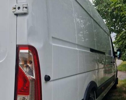 Белый Рено Мастер, объемом двигателя 0 л и пробегом 290 тыс. км за 17900 $, фото 5 на Automoto.ua