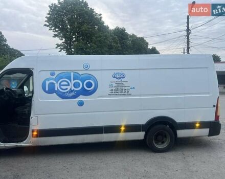 Белый Рено Мастер, объемом двигателя 2.3 л и пробегом 230 тыс. км за 13700 $, фото 3 на Automoto.ua