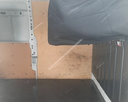 Белый Рено Мастер, объемом двигателя 2.3 л и пробегом 630 тыс. км за 12000 $, фото 12 на Automoto.ua