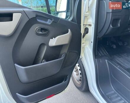 Білий Рено Мастєр, об'ємом двигуна 2.3 л та пробігом 341 тис. км за 11200 $, фото 30 на Automoto.ua