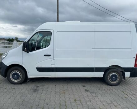 Белый Рено Мастер, объемом двигателя 2.3 л и пробегом 266 тыс. км за 12252 $, фото 1 на Automoto.ua