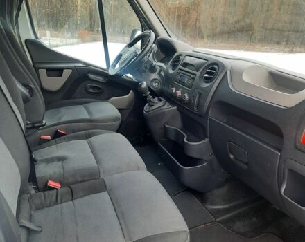 Белый Рено Мастер, объемом двигателя 2.3 л и пробегом 630 тыс. км за 12000 $, фото 6 на Automoto.ua