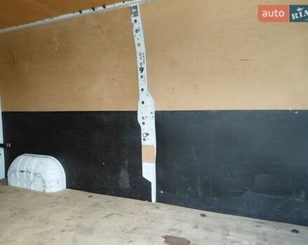 Белый Рено Мастер, объемом двигателя 2.3 л и пробегом 425 тыс. км за 12900 $, фото 19 на Automoto.ua