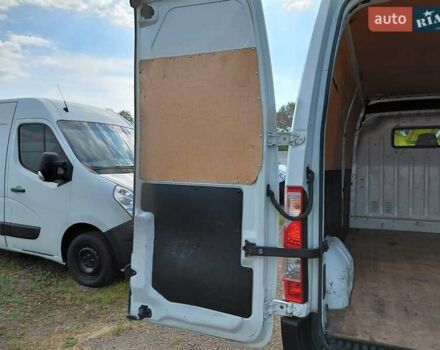 Белый Рено Мастер, объемом двигателя 2.3 л и пробегом 425 тыс. км за 12900 $, фото 21 на Automoto.ua