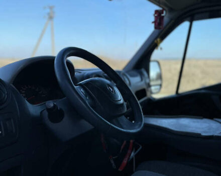 Белый Рено Мастер, объемом двигателя 2.3 л и пробегом 350 тыс. км за 12500 $, фото 10 на Automoto.ua