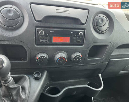 Белый Рено Мастер, объемом двигателя 2.3 л и пробегом 271 тыс. км за 15700 $, фото 23 на Automoto.ua