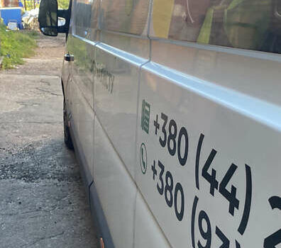 Белый Рено Мастер, объемом двигателя 2.3 л и пробегом 430 тыс. км за 11000 $, фото 3 на Automoto.ua