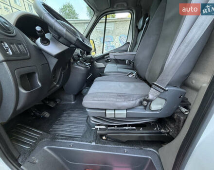 Белый Рено Мастер, объемом двигателя 2.3 л и пробегом 341 тыс. км за 10700 $, фото 25 на Automoto.ua
