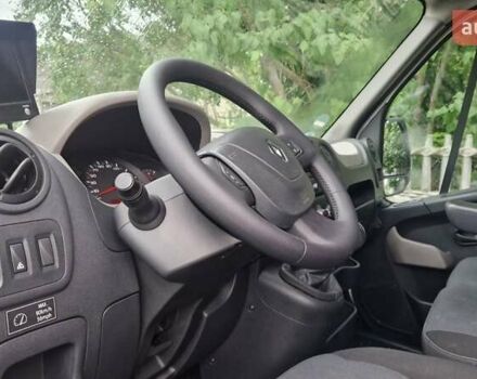 Белый Рено Мастер, объемом двигателя 0 л и пробегом 290 тыс. км за 17900 $, фото 6 на Automoto.ua