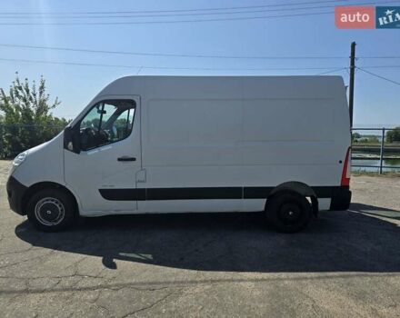 Белый Рено Мастер, объемом двигателя 2.3 л и пробегом 496 тыс. км за 11600 $, фото 2 на Automoto.ua