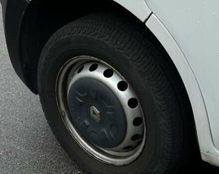 Білий Рено Мастєр, об'ємом двигуна 2.3 л та пробігом 313 тис. км за 13100 $, фото 4 на Automoto.ua