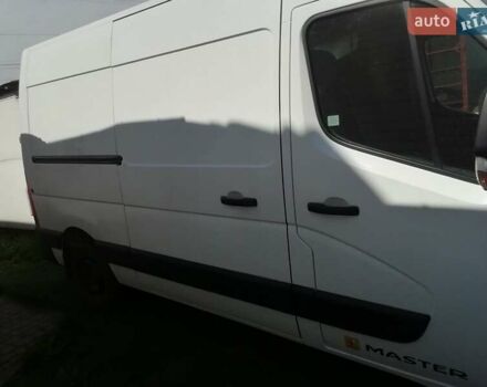 Белый Рено Мастер, объемом двигателя 2.3 л и пробегом 207 тыс. км за 14880 $, фото 2 на Automoto.ua