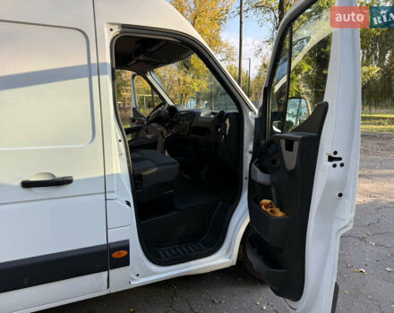 Белый Рено Мастер, объемом двигателя 2.3 л и пробегом 416 тыс. км за 12900 $, фото 11 на Automoto.ua