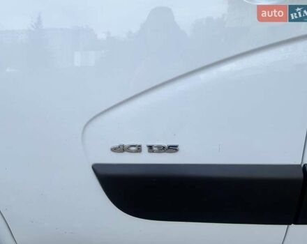 Білий Рено Мастєр, об'ємом двигуна 2.3 л та пробігом 386 тис. км за 15000 $, фото 9 на Automoto.ua