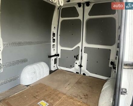 Білий Рено Мастєр, об'ємом двигуна 2.3 л та пробігом 386 тис. км за 15000 $, фото 5 на Automoto.ua