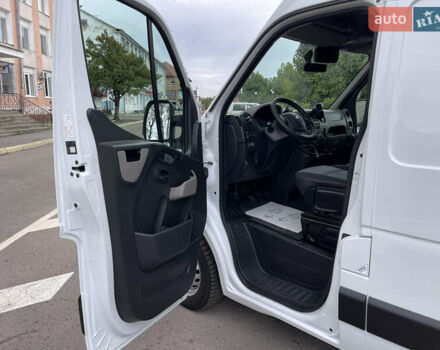 Рено Мастєр 2015 у Радивилове на Automoto.ua Білий Рено Мастєр, об'ємом двигуна 2.3 л та пробігом 280 тис. км за 14500 $, фото 24 на Automoto.ua