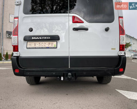 Рено Мастєр 2015 у Радивилове на Automoto.ua Білий Рено Мастєр, об'ємом двигуна 2.3 л та пробігом 280 тис. км за 14500 $, фото 23 на Automoto.ua