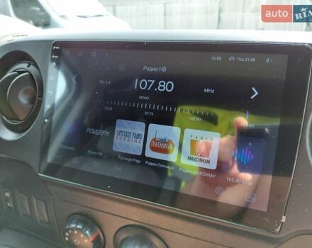 Белый Рено Мастер, объемом двигателя 2.3 л и пробегом 302 тыс. км за 12900 $, фото 39 на Automoto.ua