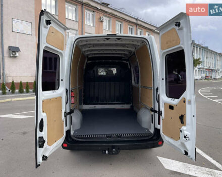 Рено Мастєр 2015 у Радивилове на Automoto.ua Білий Рено Мастєр, об'ємом двигуна 2.3 л та пробігом 280 тис. км за 14500 $, фото 47 на Automoto.ua