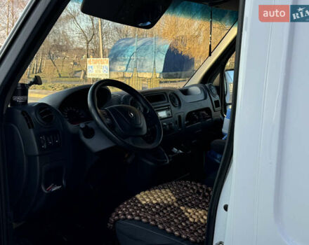 Белый Рено Мастер, объемом двигателя 2.3 л и пробегом 408 тыс. км за 14600 $, фото 1 на Automoto.ua