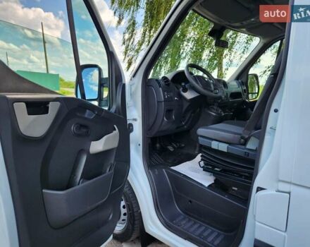 Белый Рено Мастер, объемом двигателя 2.3 л и пробегом 242 тыс. км за 15500 $, фото 22 на Automoto.ua