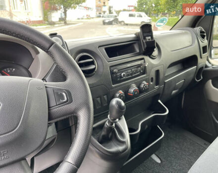 Рено Мастєр 2015 у Радивилове на Automoto.ua Білий Рено Мастєр, об'ємом двигуна 2.3 л та пробігом 280 тис. км за 14500 $, фото 36 на Automoto.ua