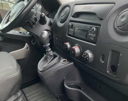 Рено Мастер 2015 в Корце на Automoto.ua Белый Рено Мастер, объемом двигателя 2.3 л и пробегом 370 тыс. км за 16500 $, фото 10 на Automoto.ua