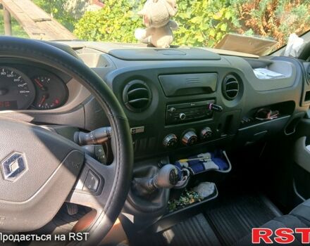 Рено Мастер 2015 в Змиеве на Automoto.ua Белый Рено Мастер, объемом двигателя 2.3 л и пробегом 223 тыс. км за 14000 $, фото 5 на Automoto.ua