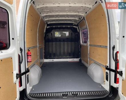 Рено Мастєр 2015 у Радивилове на Automoto.ua Білий Рено Мастєр, об'ємом двигуна 2.3 л та пробігом 280 тис. км за 14500 $, фото 48 на Automoto.ua