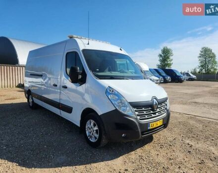 Белый Рено Мастер, объемом двигателя 2.3 л и пробегом 242 тыс. км за 15200 $, фото 1 на Automoto.ua
