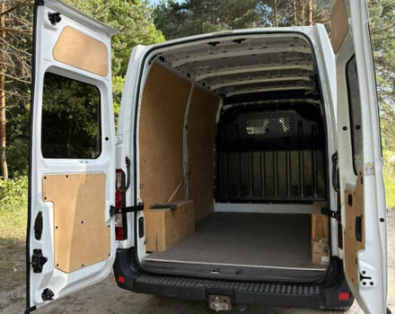 Білий Рено Мастєр, об'ємом двигуна 2.5 л та пробігом 278 тис. км за 16200 $, фото 4 на Automoto.ua