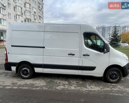 Білий Рено Мастєр, об'ємом двигуна 2.3 л та пробігом 386 тис. км за 15000 $, фото 13 на Automoto.ua