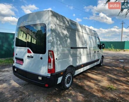 Белый Рено Мастер, объемом двигателя 2.3 л и пробегом 242 тыс. км за 15700 $, фото 1 на Automoto.ua