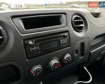 Белый Рено Мастер, объемом двигателя 2.3 л и пробегом 256 тыс. км за 14500 $, фото 10 на Automoto.ua