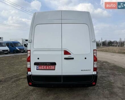 Белый Рено Мастер, объемом двигателя 2.3 л и пробегом 270 тыс. км за 16700 $, фото 7 на Automoto.ua