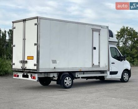 Белый Рено Мастер, объемом двигателя 2.3 л и пробегом 245 тыс. км за 17900 $, фото 5 на Automoto.ua