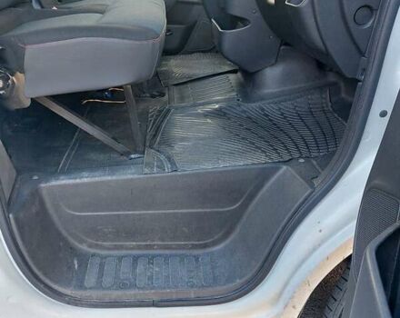 Білий Рено Мастєр, об'ємом двигуна 2.3 л та пробігом 250 тис. км за 12800 $, фото 10 на Automoto.ua