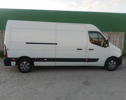 Белый Рено Мастер, объемом двигателя 2.3 л и пробегом 315 тыс. км за 14500 $, фото 2 на Automoto.ua
