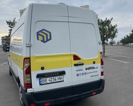 Белый Рено Мастер, объемом двигателя 2.3 л и пробегом 300 тыс. км за 15000 $, фото 6 на Automoto.ua