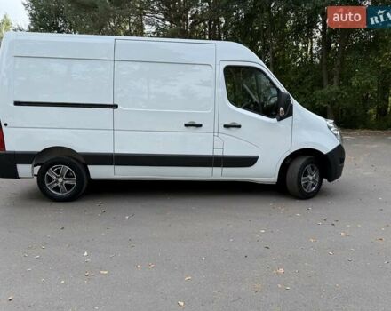 Белый Рено Мастер, объемом двигателя 2.3 л и пробегом 245 тыс. км за 12700 $, фото 10 на Automoto.ua