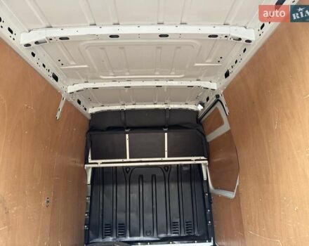 Белый Рено Мастер, объемом двигателя 2.3 л и пробегом 245 тыс. км за 12700 $, фото 57 на Automoto.ua