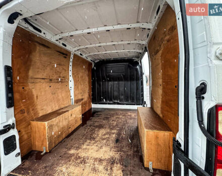 Белый Рено Мастер, объемом двигателя 2.3 л и пробегом 262 тыс. км за 12200 $, фото 7 на Automoto.ua