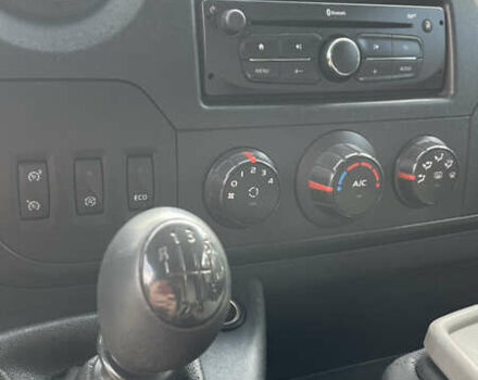 Белый Рено Мастер, объемом двигателя 2.3 л и пробегом 315 тыс. км за 14800 $, фото 30 на Automoto.ua