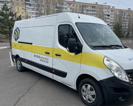 Белый Рено Мастер, объемом двигателя 2.3 л и пробегом 300 тыс. км за 15000 $, фото 1 на Automoto.ua