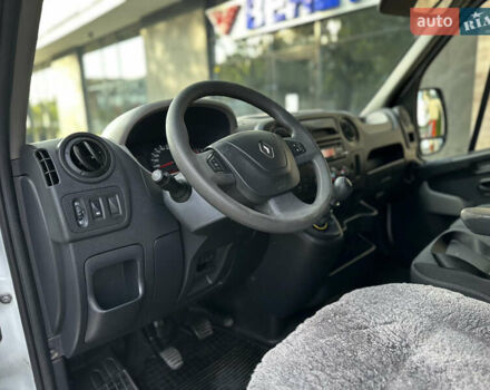 Белый Рено Мастер, объемом двигателя 2.3 л и пробегом 390 тыс. км за 13500 $, фото 11 на Automoto.ua