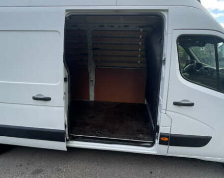 Белый Рено Мастер, объемом двигателя 2.3 л и пробегом 315 тыс. км за 14800 $, фото 19 на Automoto.ua