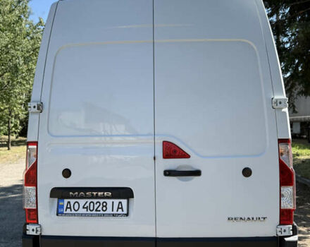Белый Рено Мастер, объемом двигателя 2.3 л и пробегом 400 тыс. км за 13900 $, фото 5 на Automoto.ua