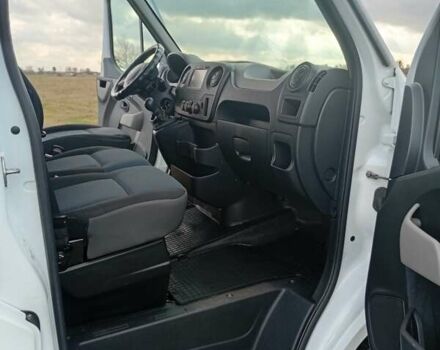 Белый Рено Мастер, объемом двигателя 2.3 л и пробегом 150 тыс. км за 16500 $, фото 10 на Automoto.ua