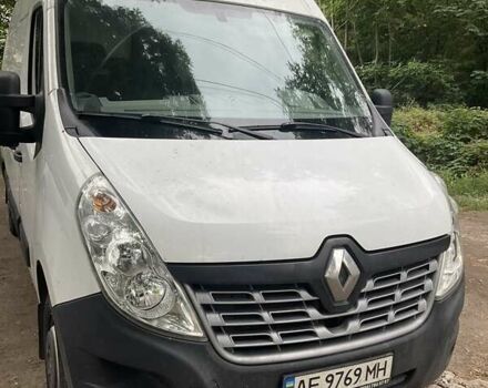 Белый Рено Мастер, объемом двигателя 2.3 л и пробегом 284 тыс. км за 12500 $, фото 1 на Automoto.ua